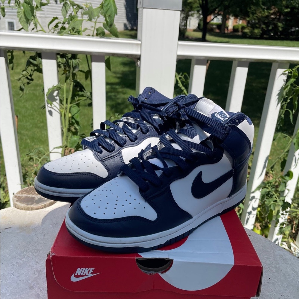 reposh Midnight Navy Nike Dunk High